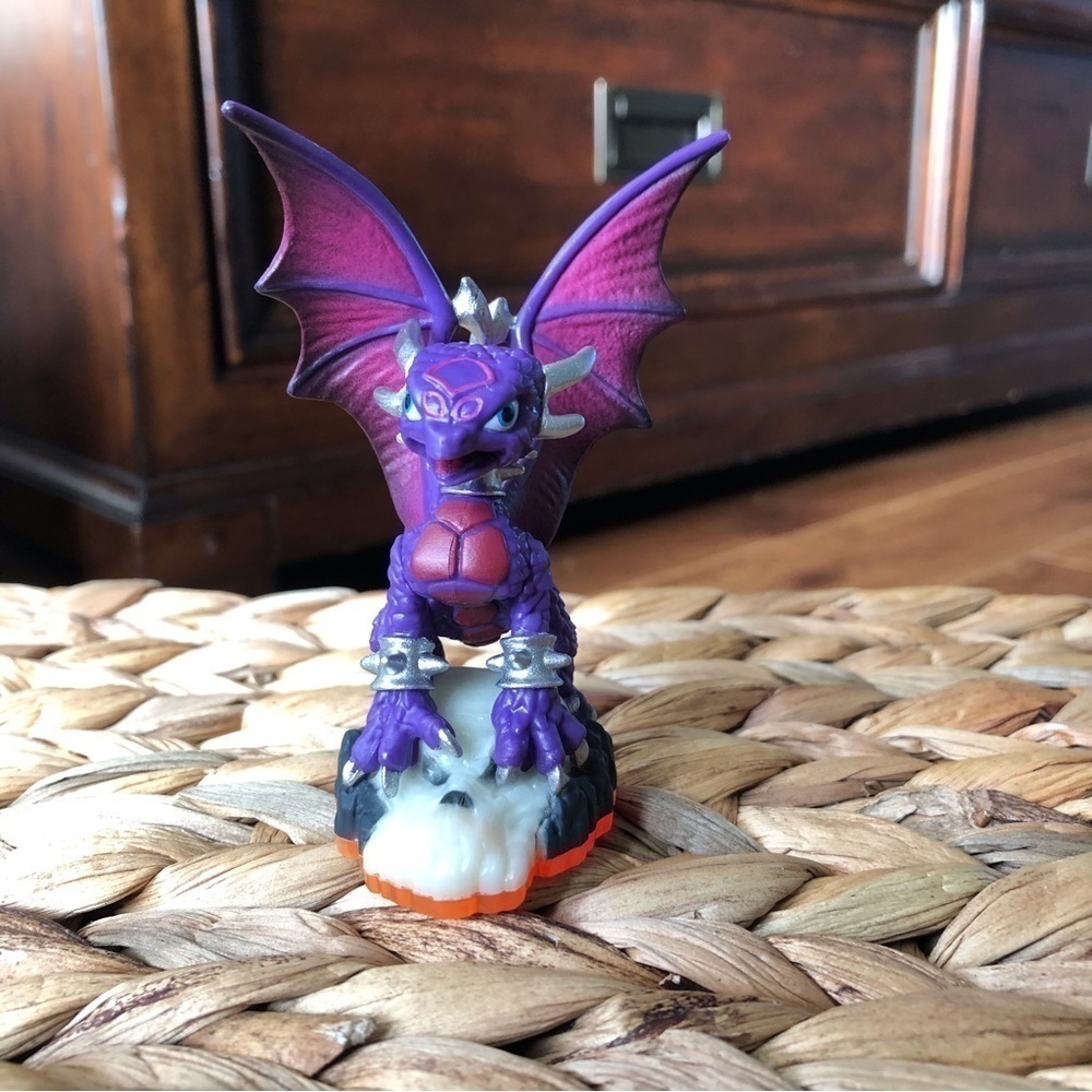 Skylanders: Giants Figures: Cynder
